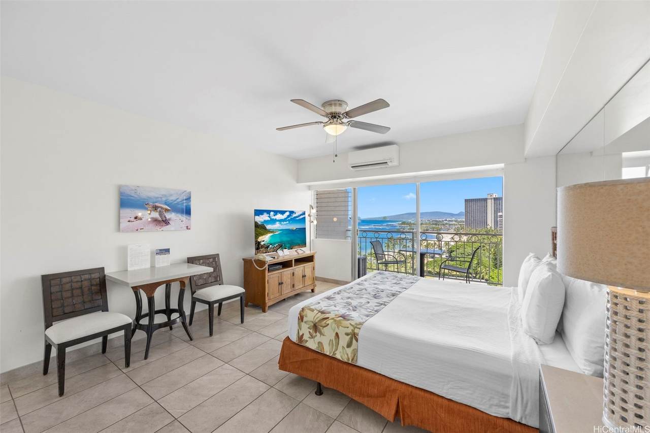 https://bt-photos.global.ssl.fastly.net/honolulu/1280_boomver_1_202611927-2.jpg