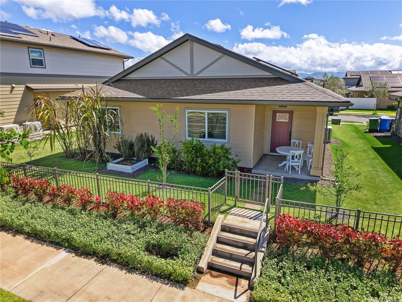 https://bt-photos.global.ssl.fastly.net/honolulu/1280_boomver_1_202611934-2.jpg
