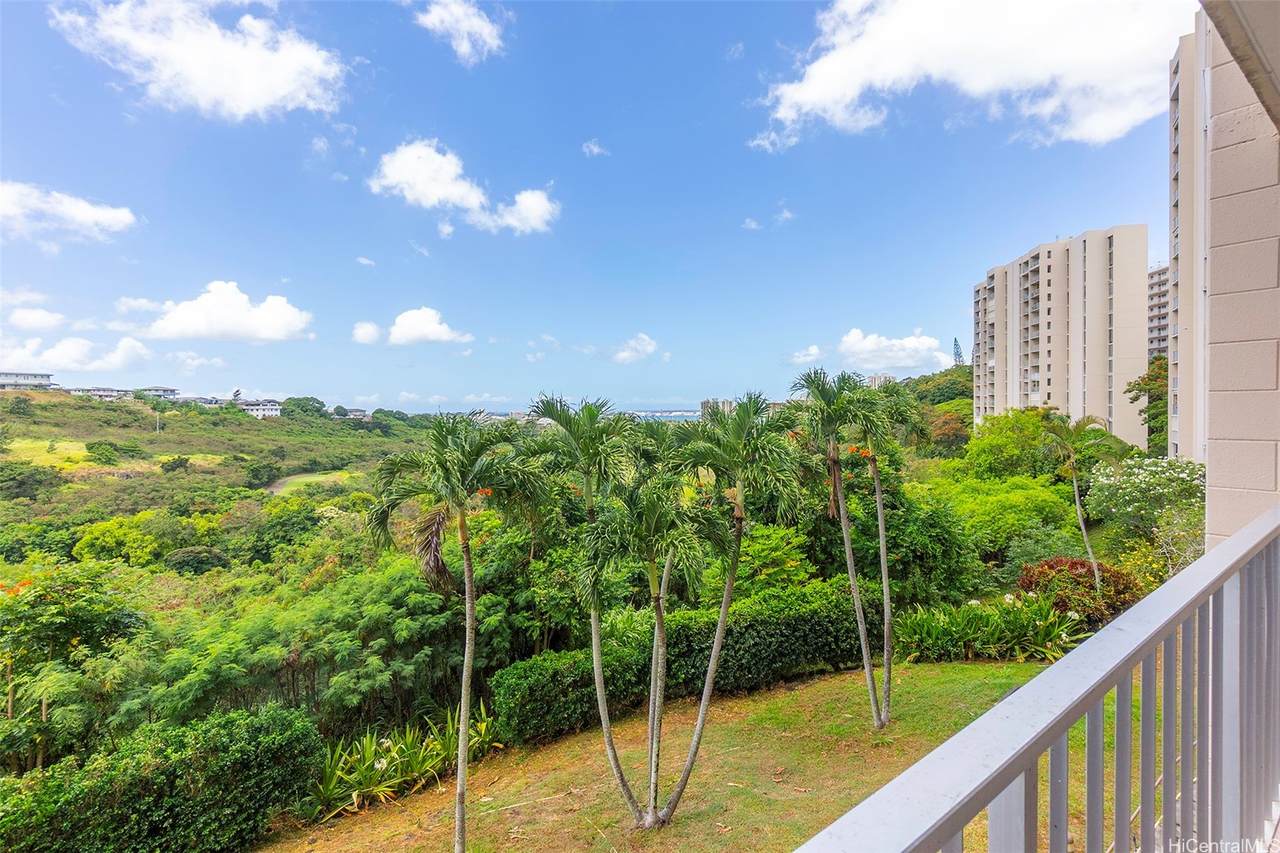 https://bt-photos.global.ssl.fastly.net/honolulu/1280_boomver_1_202612058-2.jpg
