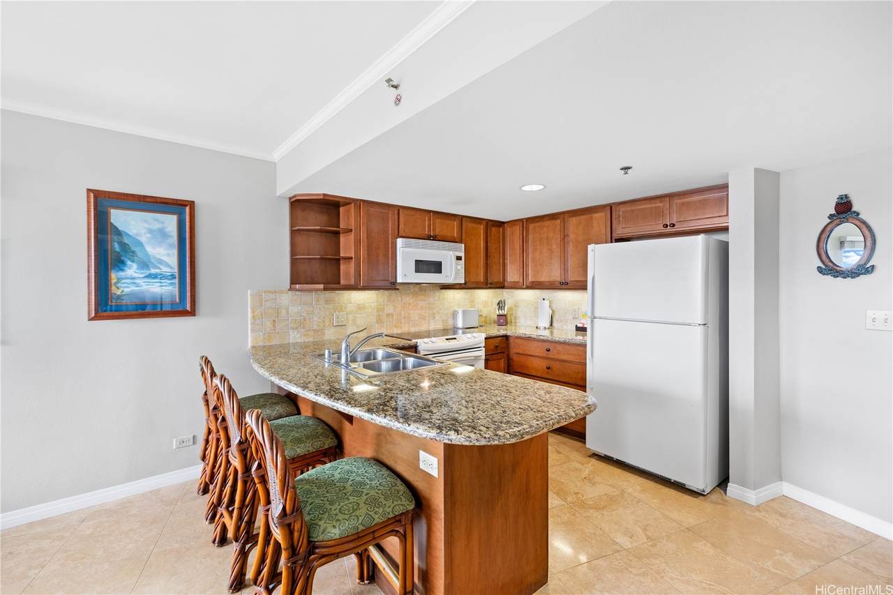 https://bt-photos.global.ssl.fastly.net/honolulu/1280_boomver_1_202612085-2.jpg