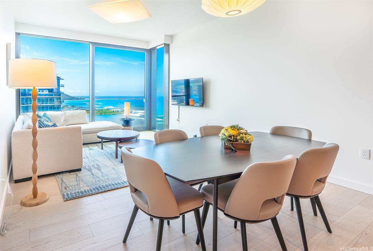 1100 Ala Moana Boulevard - Photo 1