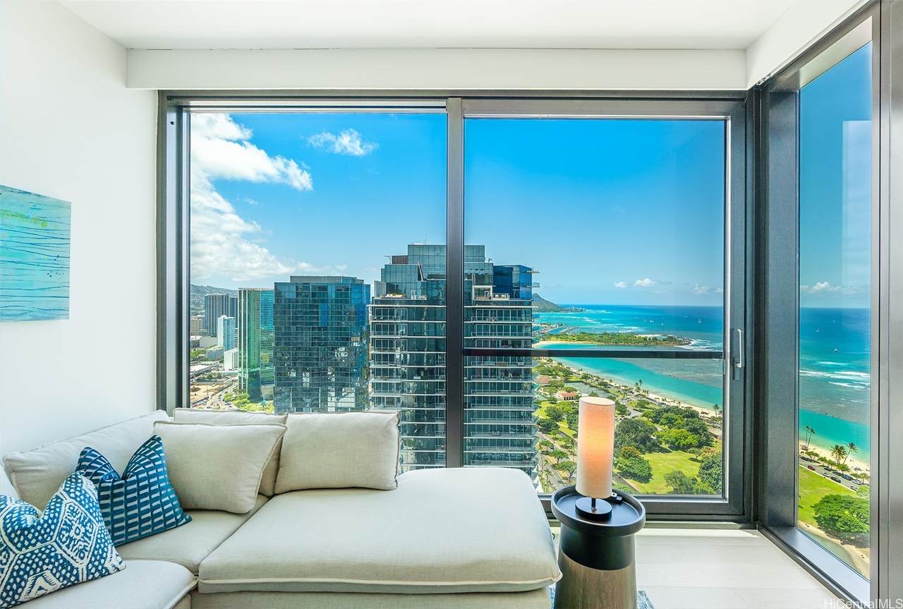 https://bt-photos.global.ssl.fastly.net/honolulu/1280_boomver_1_202612091-2.jpg