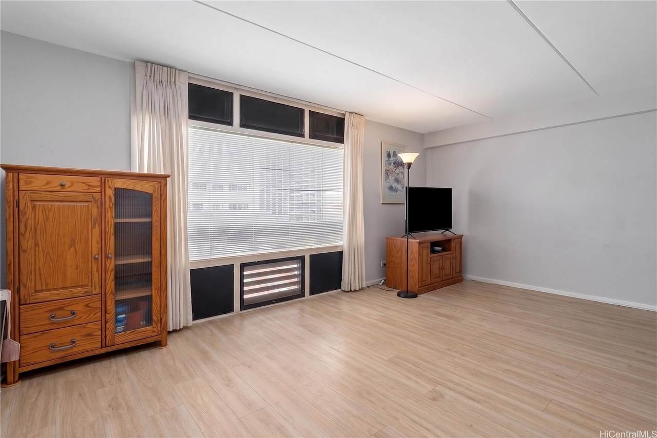910 Ahana Street - Photo 1