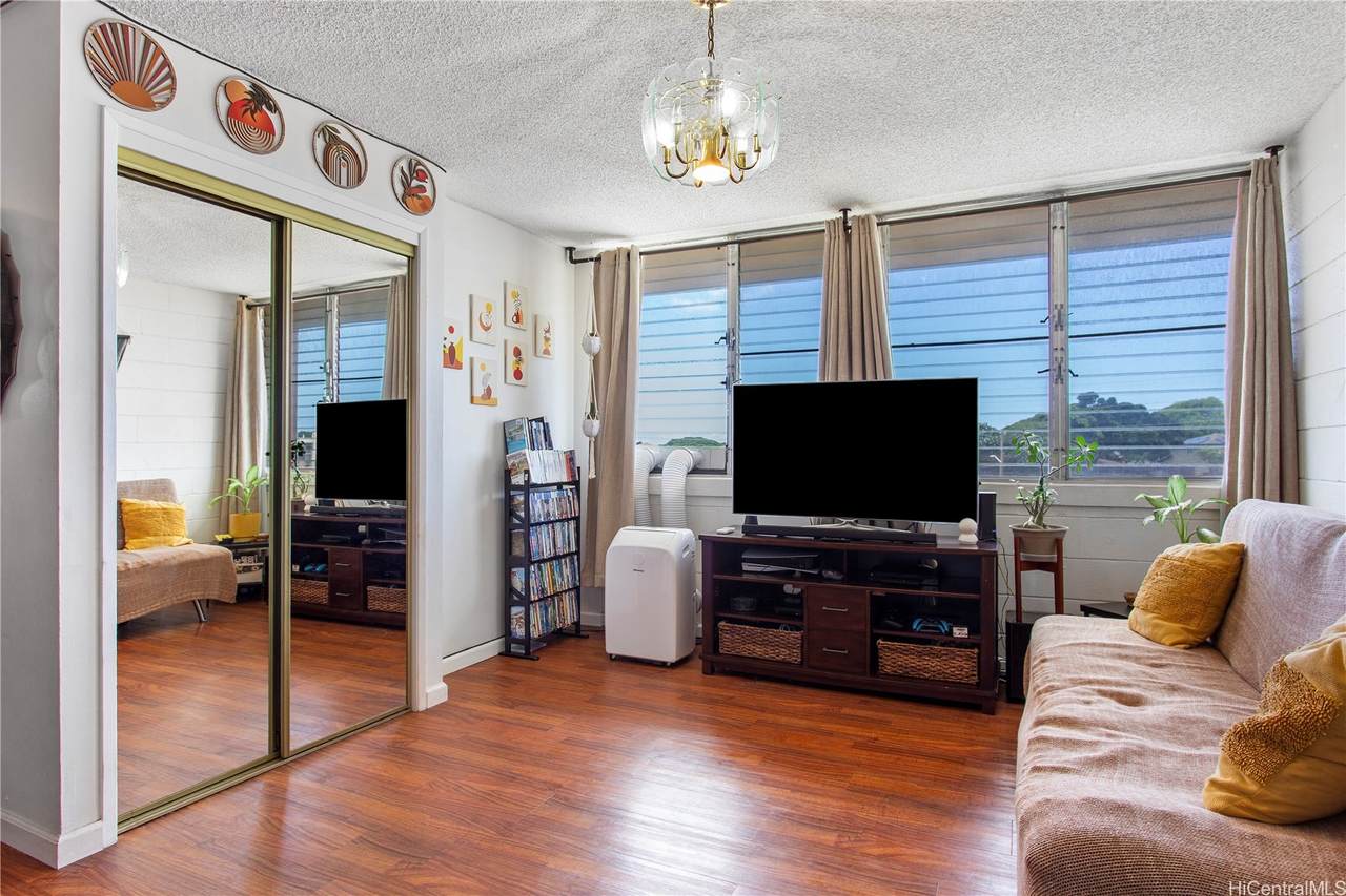 https://bt-photos.global.ssl.fastly.net/honolulu/1280_boomver_1_202612150-2.jpg