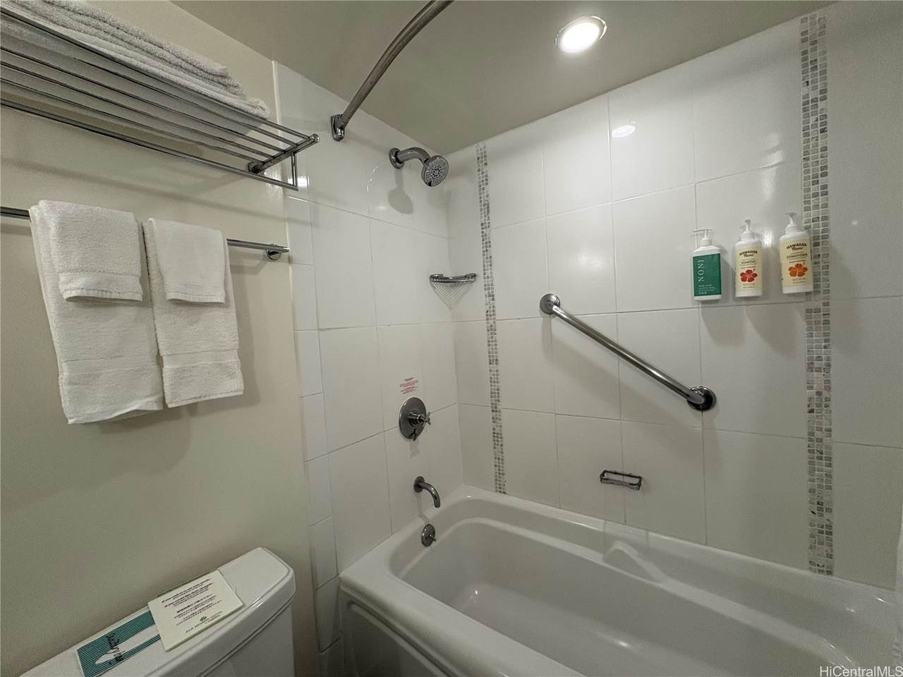 https://bt-photos.global.ssl.fastly.net/honolulu/1280_boomver_1_202612246-2.jpg