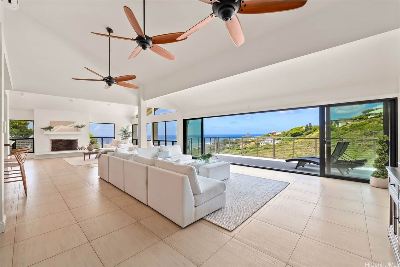 https://bt-photos.global.ssl.fastly.net/honolulu/1280_boomver_1_202612307-2.jpg