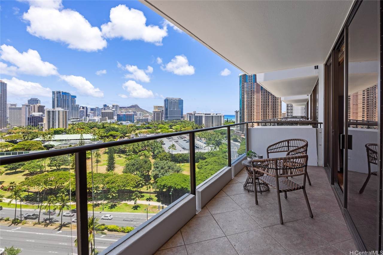 https://bt-photos.global.ssl.fastly.net/honolulu/1280_boomver_1_202612400-2.jpg