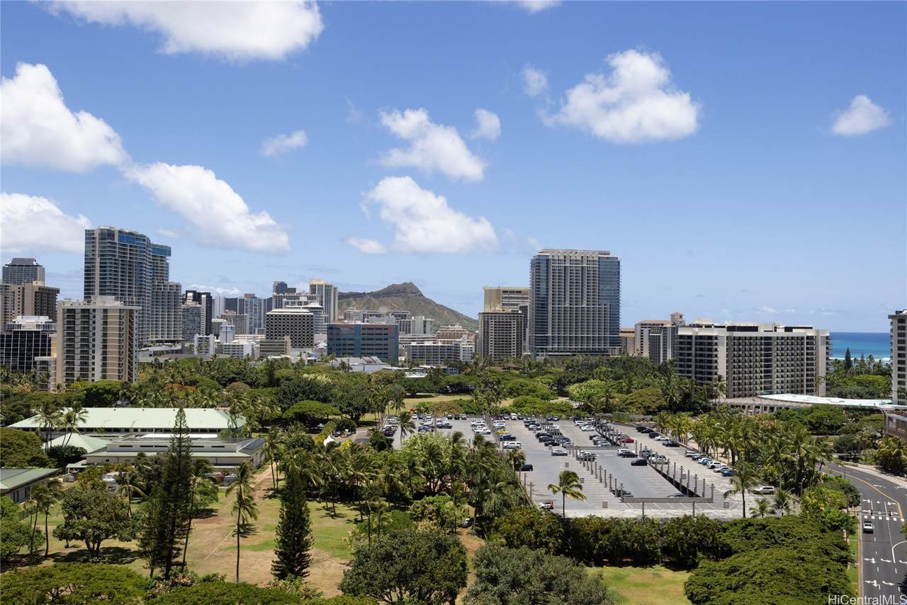 https://bt-photos.global.ssl.fastly.net/honolulu/1280_boomver_1_202612400-2.jpg