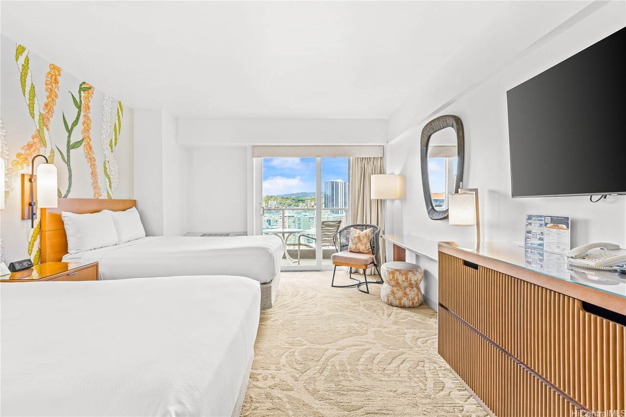 https://bt-photos.global.ssl.fastly.net/honolulu/1280_boomver_1_202612415-2.jpg