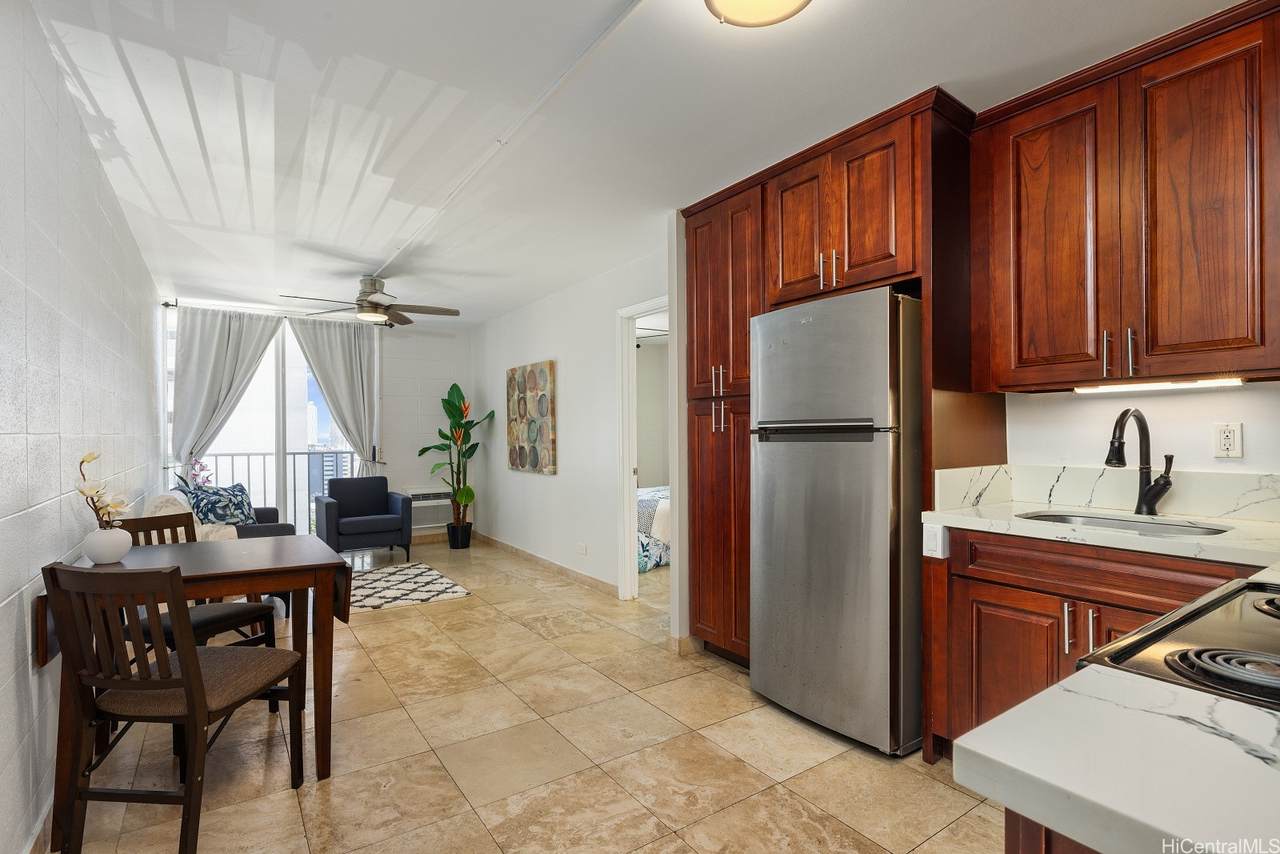 901 Prospect Street - Photo 1