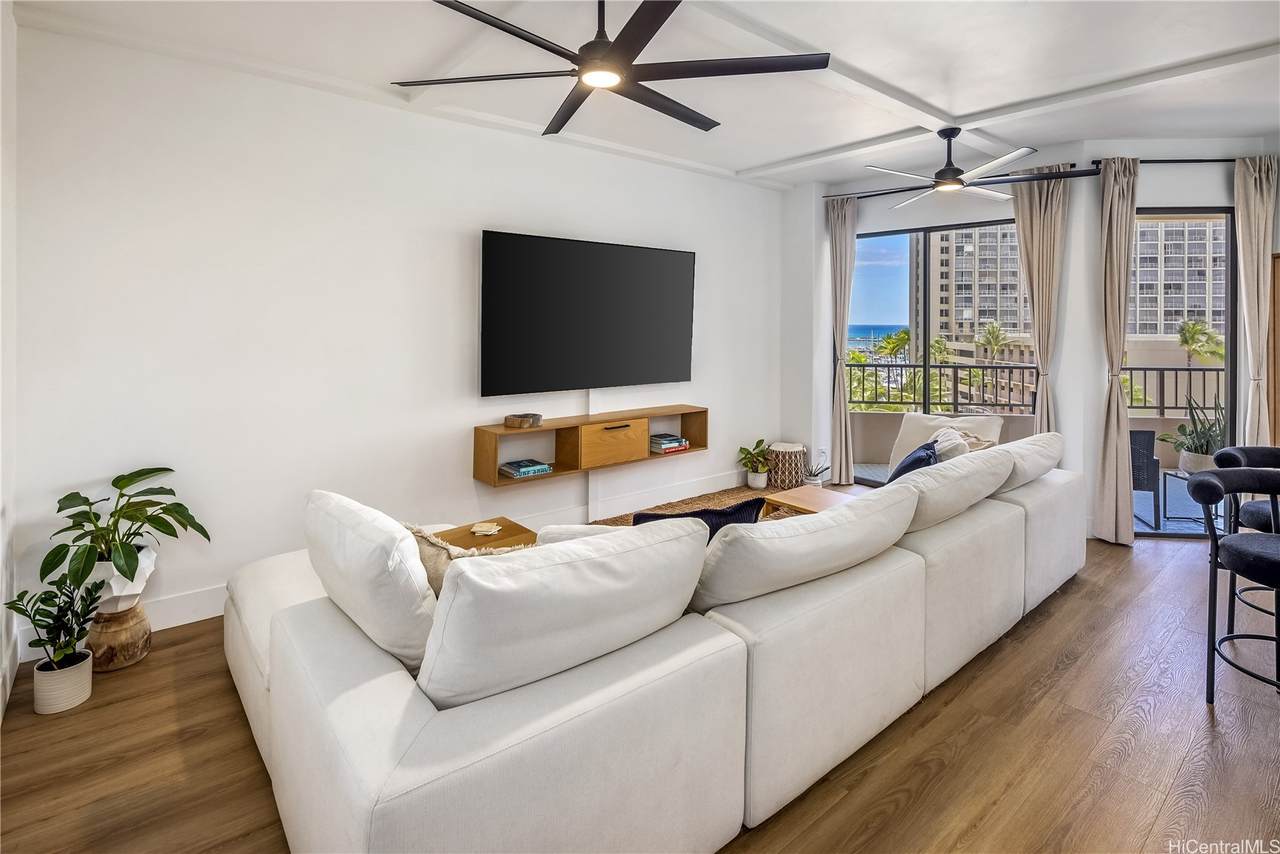 https://bt-photos.global.ssl.fastly.net/honolulu/1280_boomver_1_202612435-2.jpg