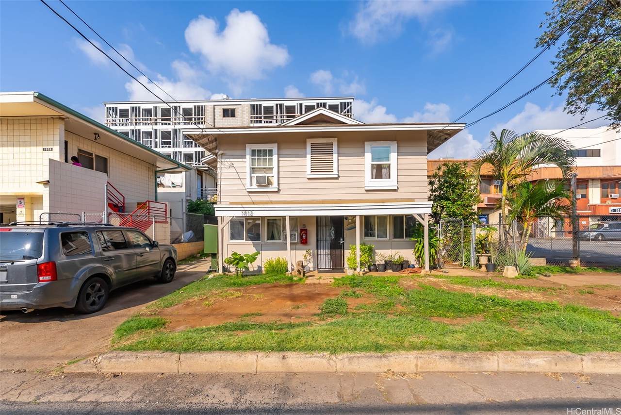 https://bt-photos.global.ssl.fastly.net/honolulu/1280_boomver_1_202612630-2.jpg