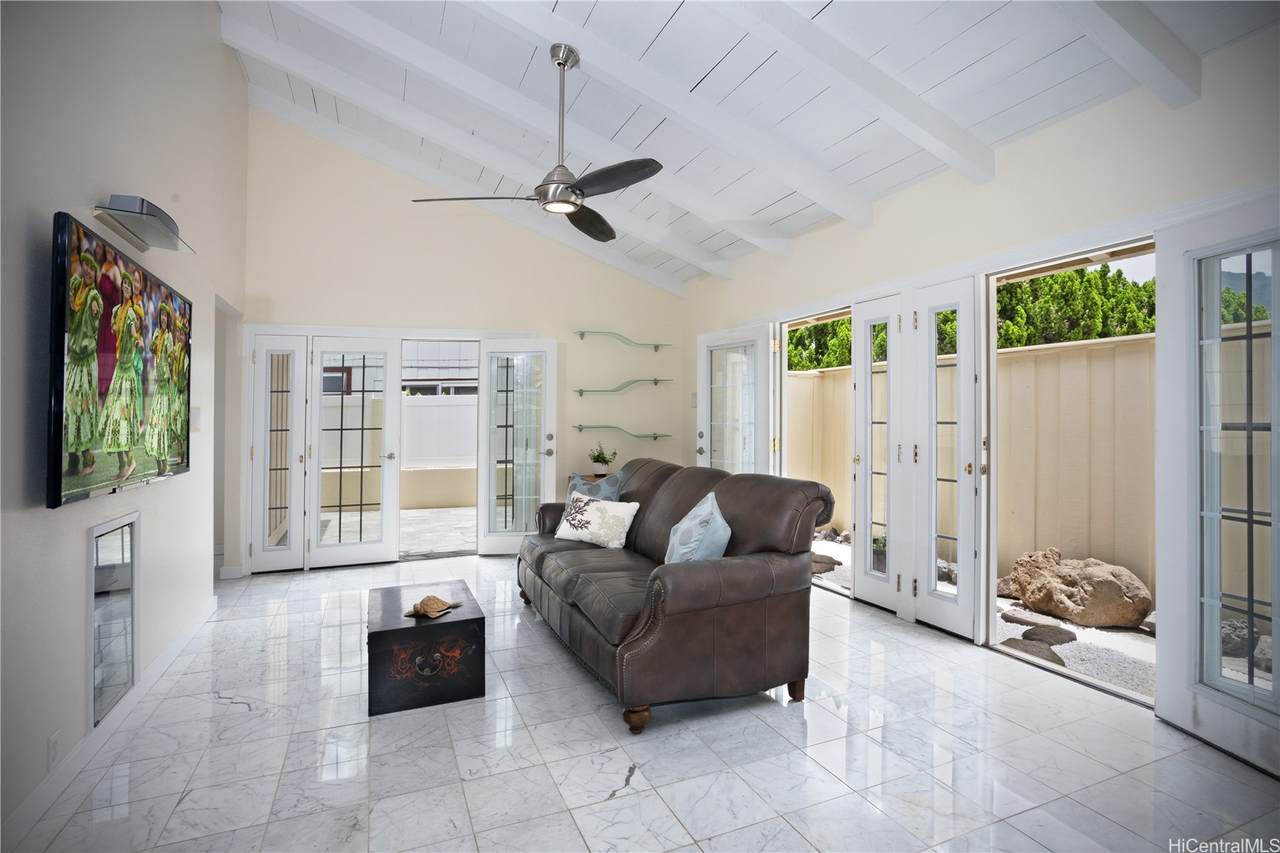 https://bt-photos.global.ssl.fastly.net/honolulu/1280_boomver_1_202612663-2.jpg