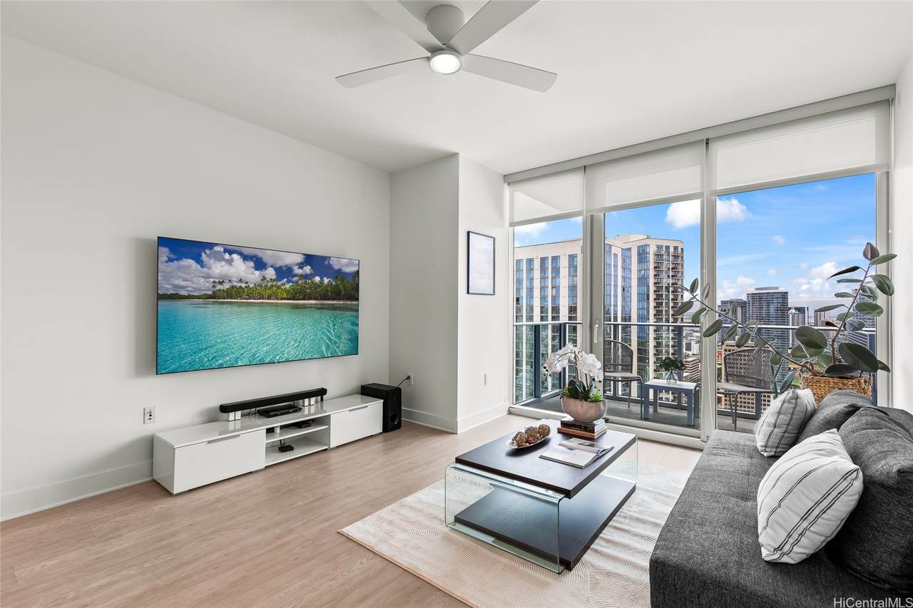 https://bt-photos.global.ssl.fastly.net/honolulu/1280_boomver_1_202612680-2.jpg