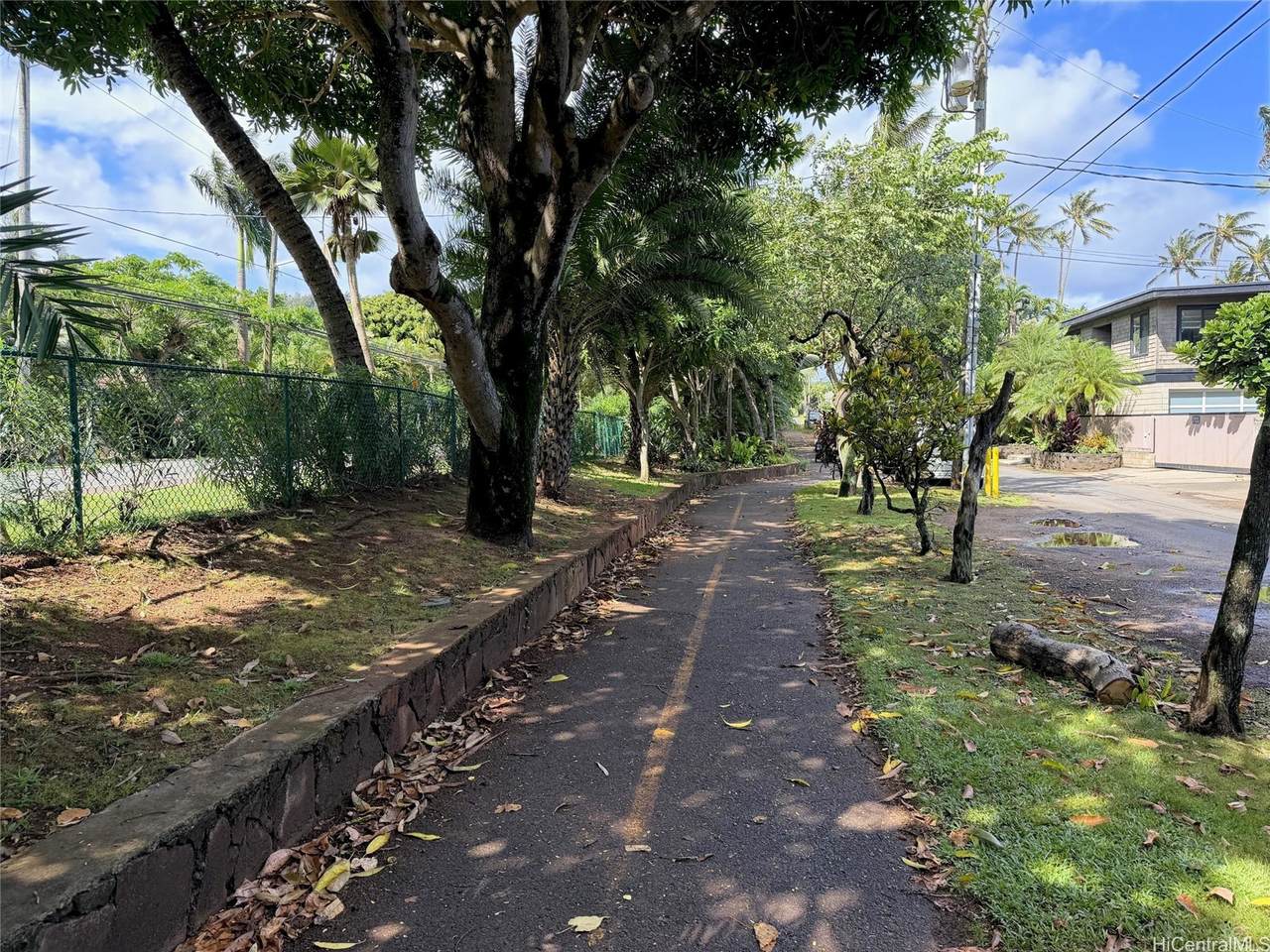 https://bt-photos.global.ssl.fastly.net/honolulu/1280_boomver_1_202612726-2.jpg