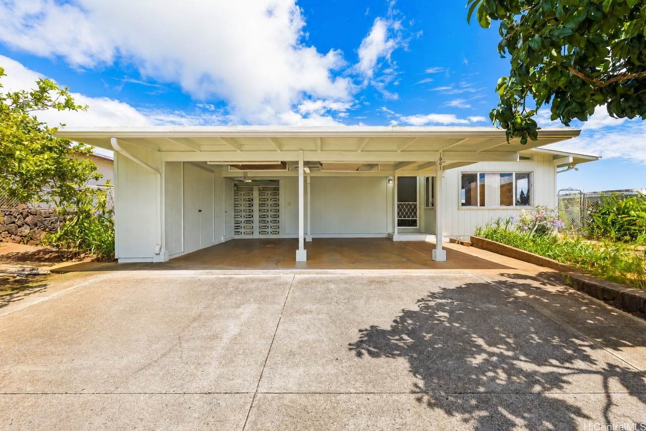 1901 Hoohai Street - Photo 1