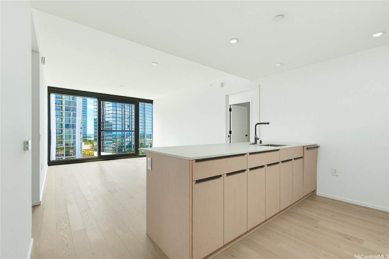 333 Ward Avenue - Photo 1