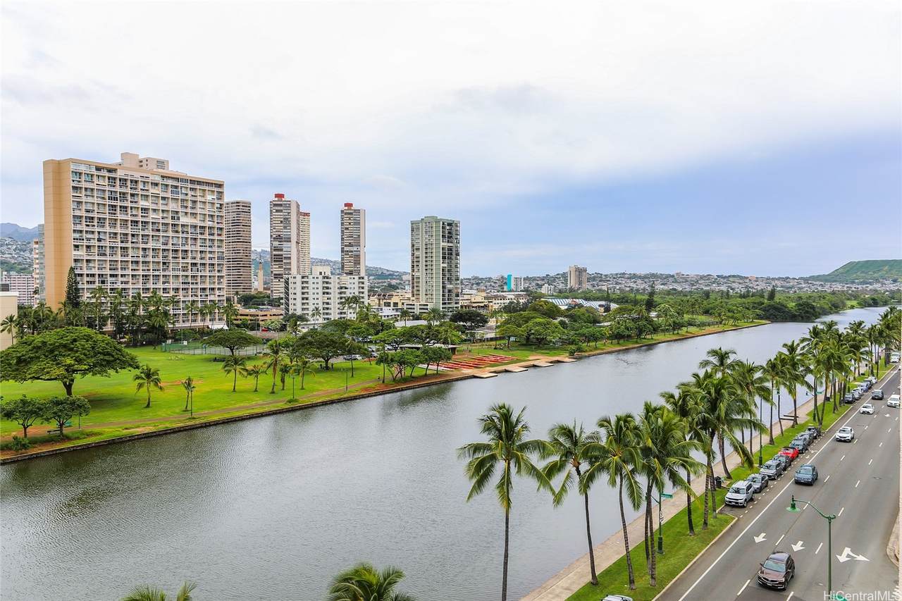 2029 Ala Wai Boulevard - Photo 1