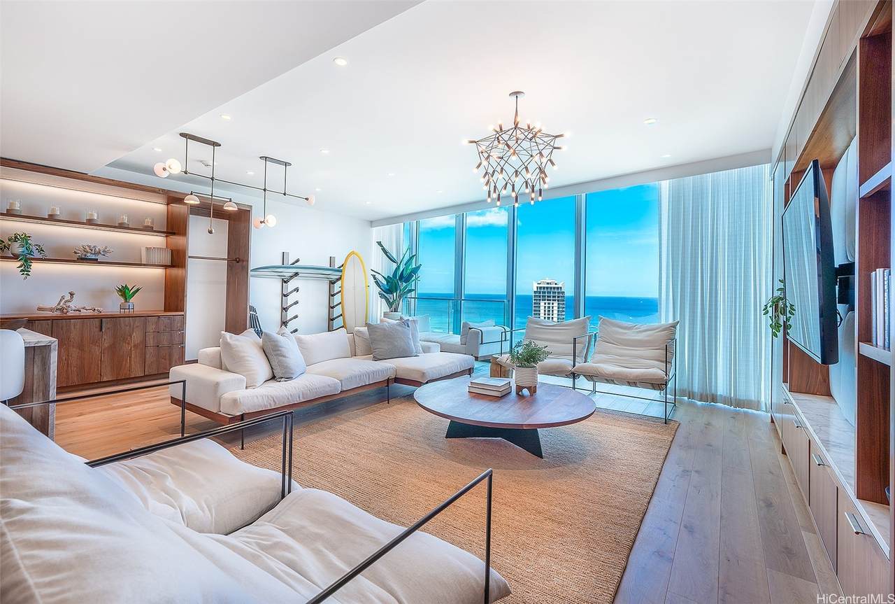 2139 Kuhio Avenue - Photo 1