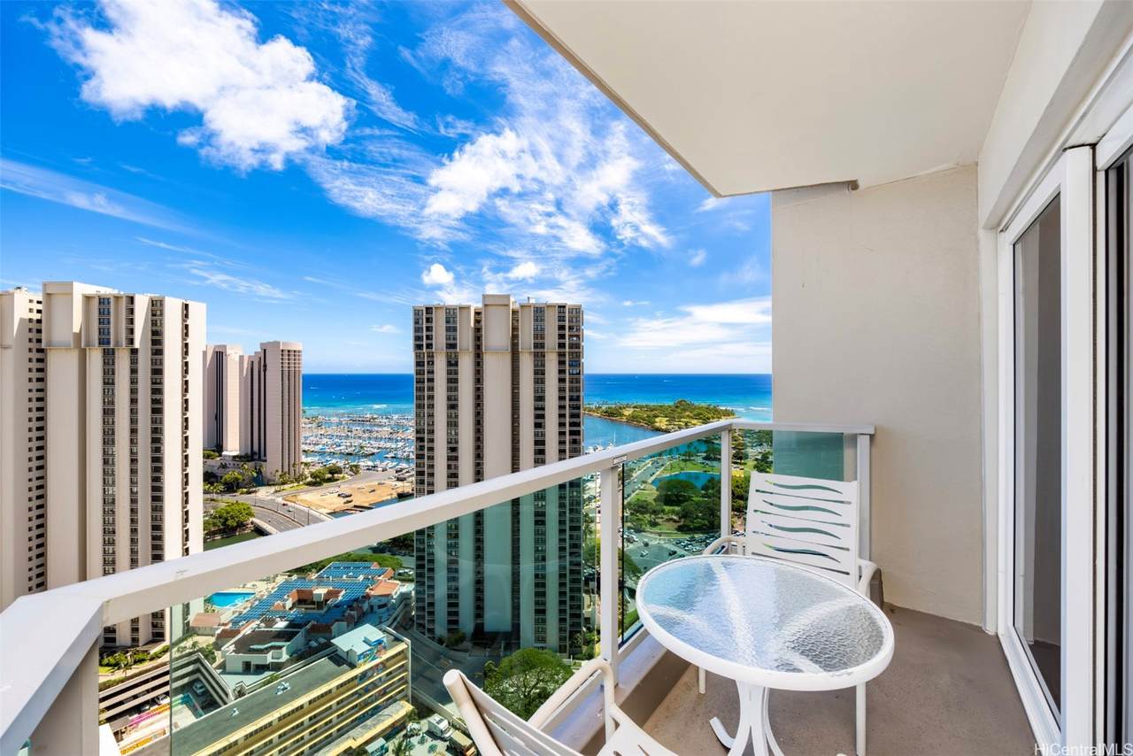 https://bt-photos.global.ssl.fastly.net/honolulu/1280_boomver_1_202613602-2.jpg