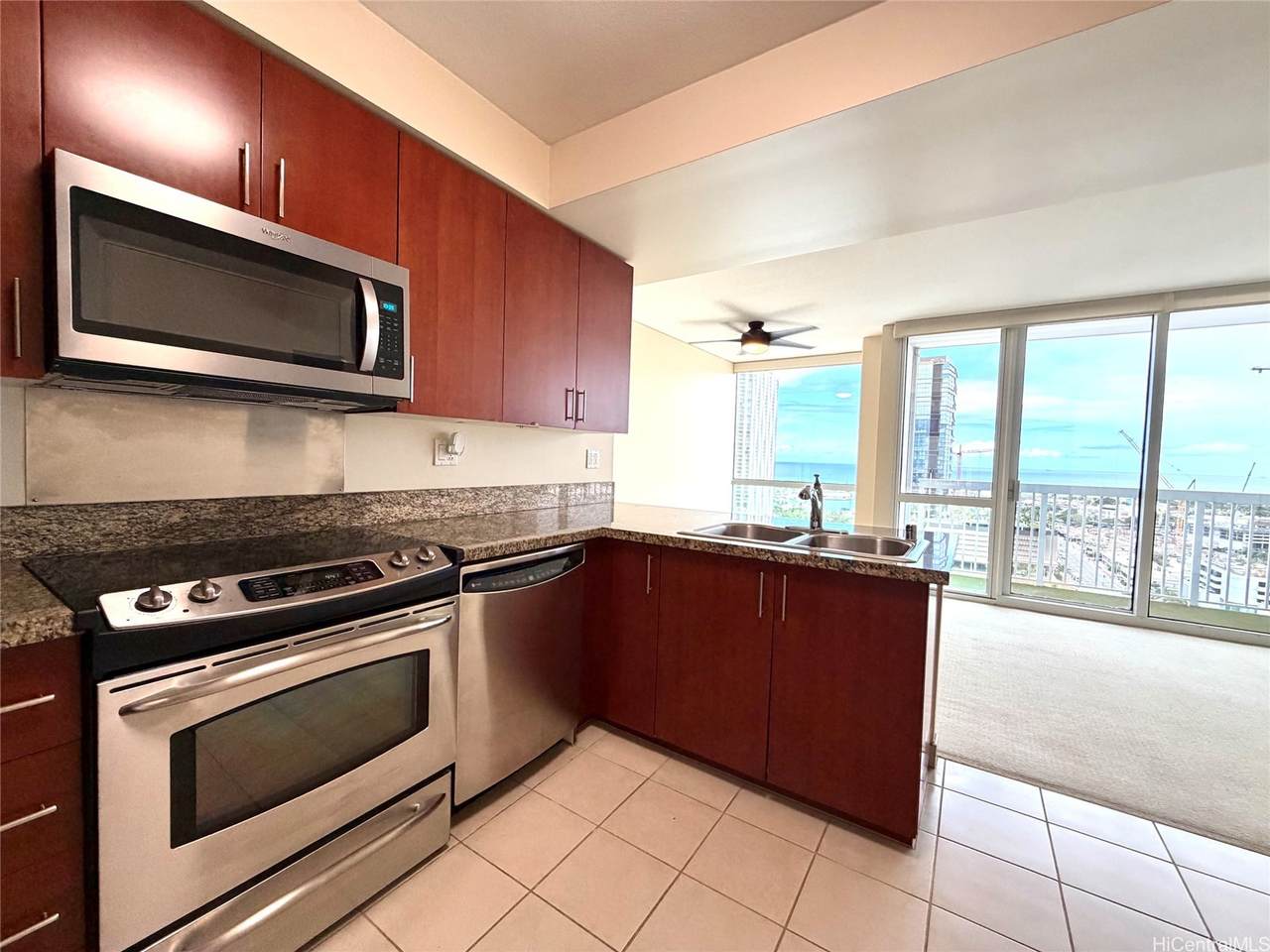 https://bt-photos.global.ssl.fastly.net/honolulu/1280_boomver_1_202613653-2.jpg