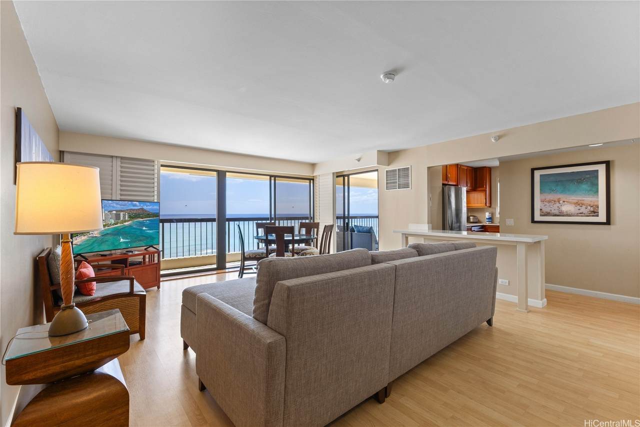 2470 Kalakaua Avenue - Photo 1