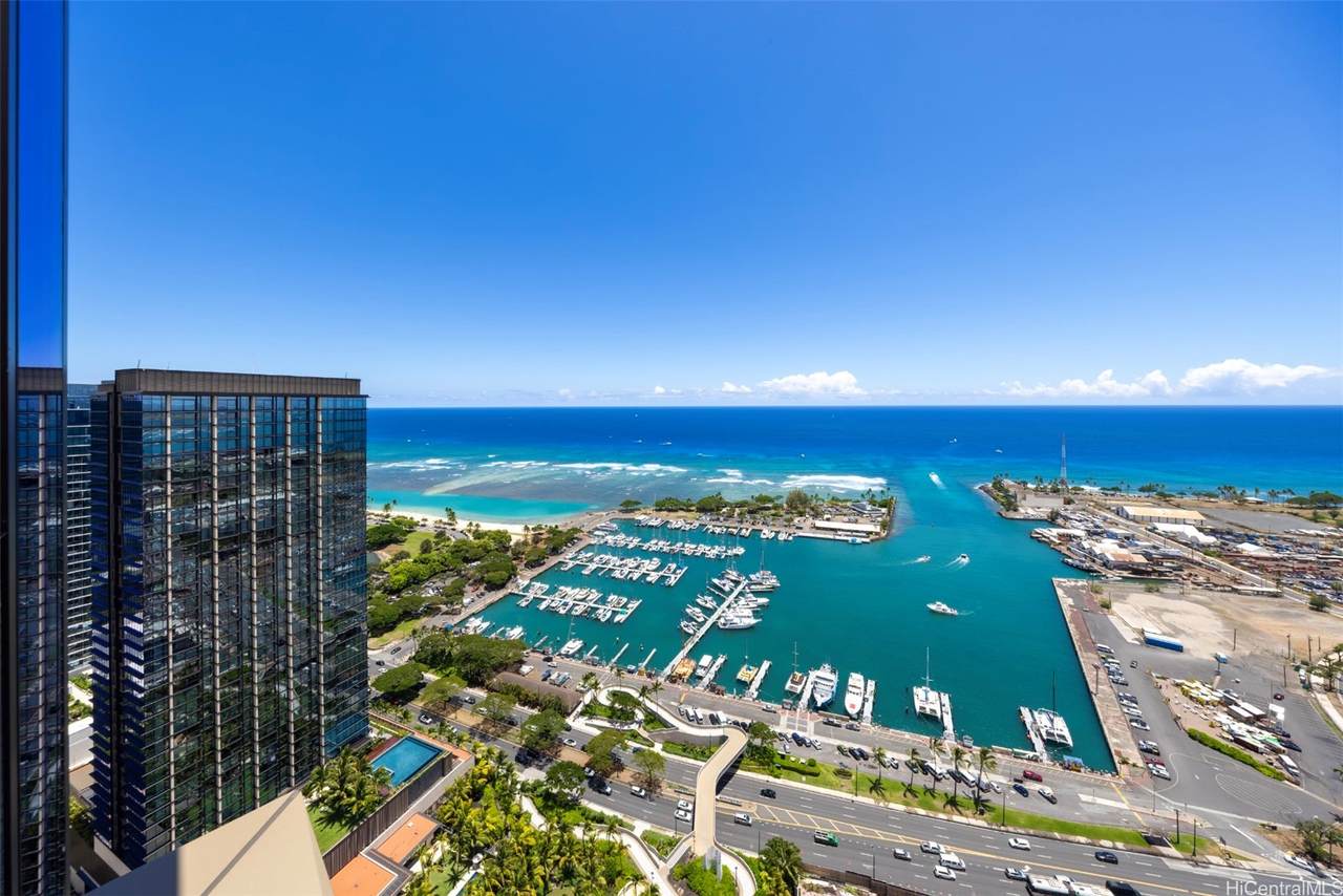 https://bt-photos.global.ssl.fastly.net/honolulu/1280_boomver_1_202613763-2.jpg