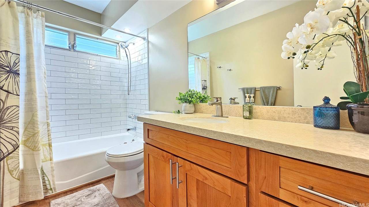 https://bt-photos.global.ssl.fastly.net/honolulu/1280_boomver_1_202613986-2.jpg