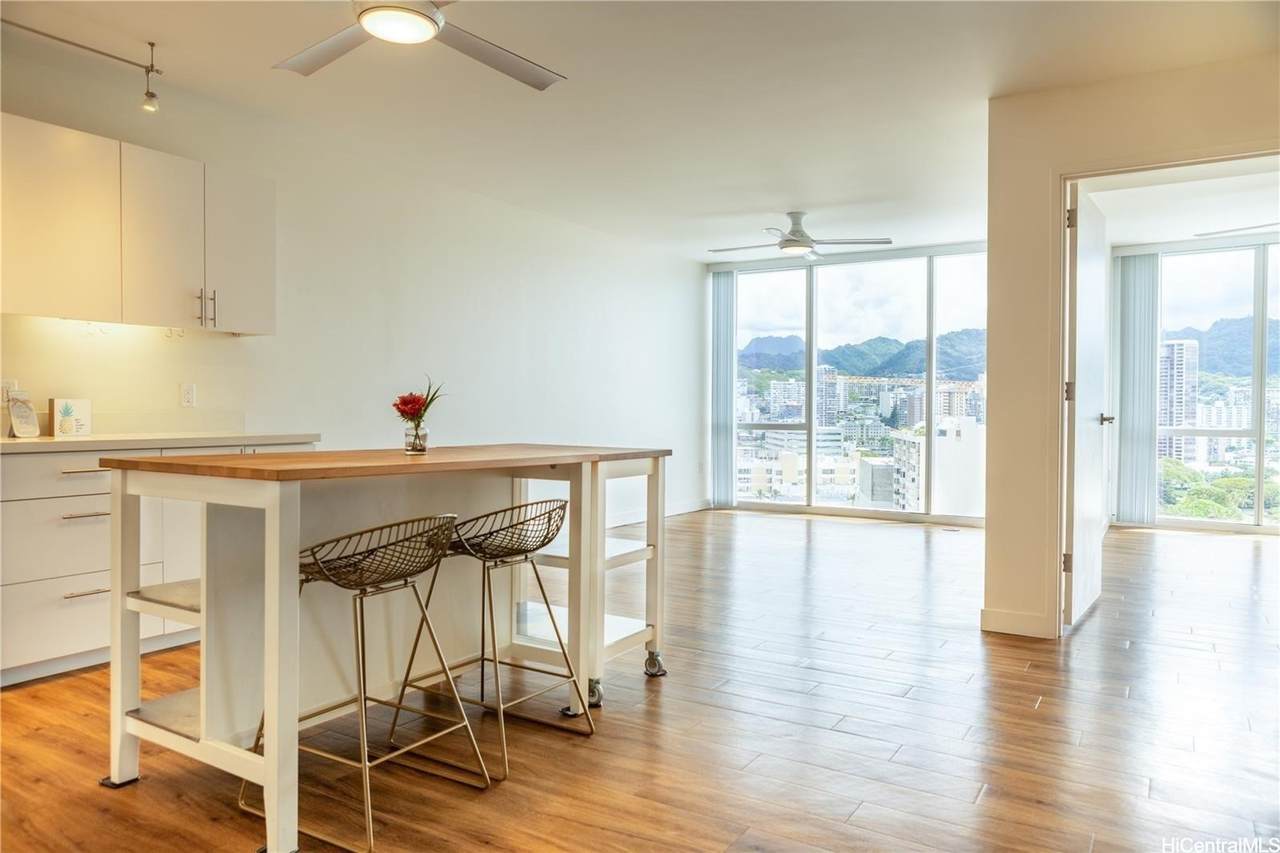 888 Kapiolani Boulevard - Photo 1