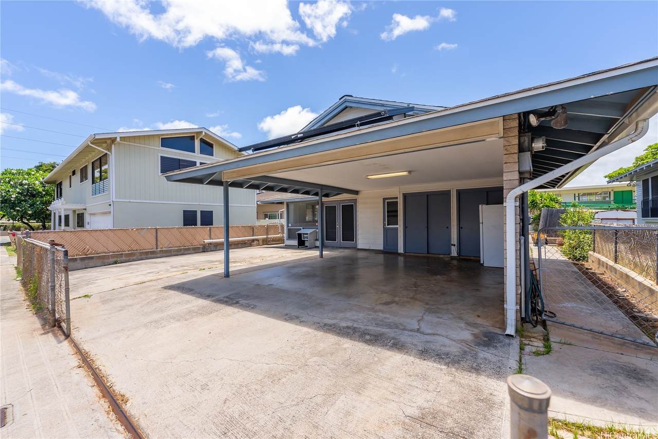 https://bt-photos.global.ssl.fastly.net/honolulu/1280_boomver_1_202614098-2.jpg