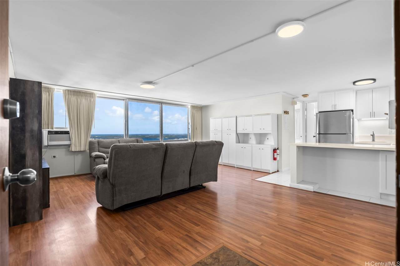 https://bt-photos.global.ssl.fastly.net/honolulu/1280_boomver_1_202614216-2.jpg