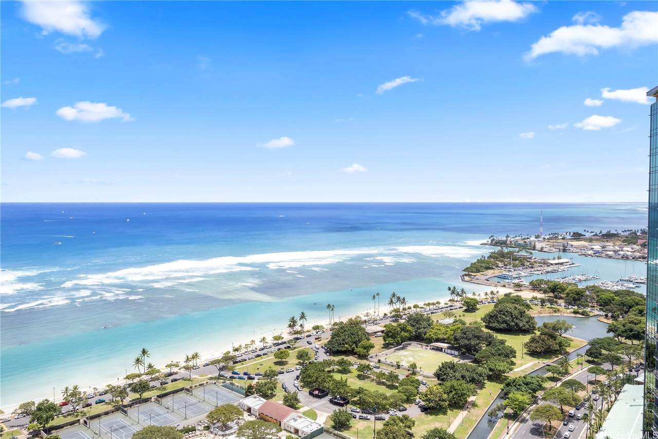 https://bt-photos.global.ssl.fastly.net/honolulu/1280_boomver_1_202614383-2.jpg
