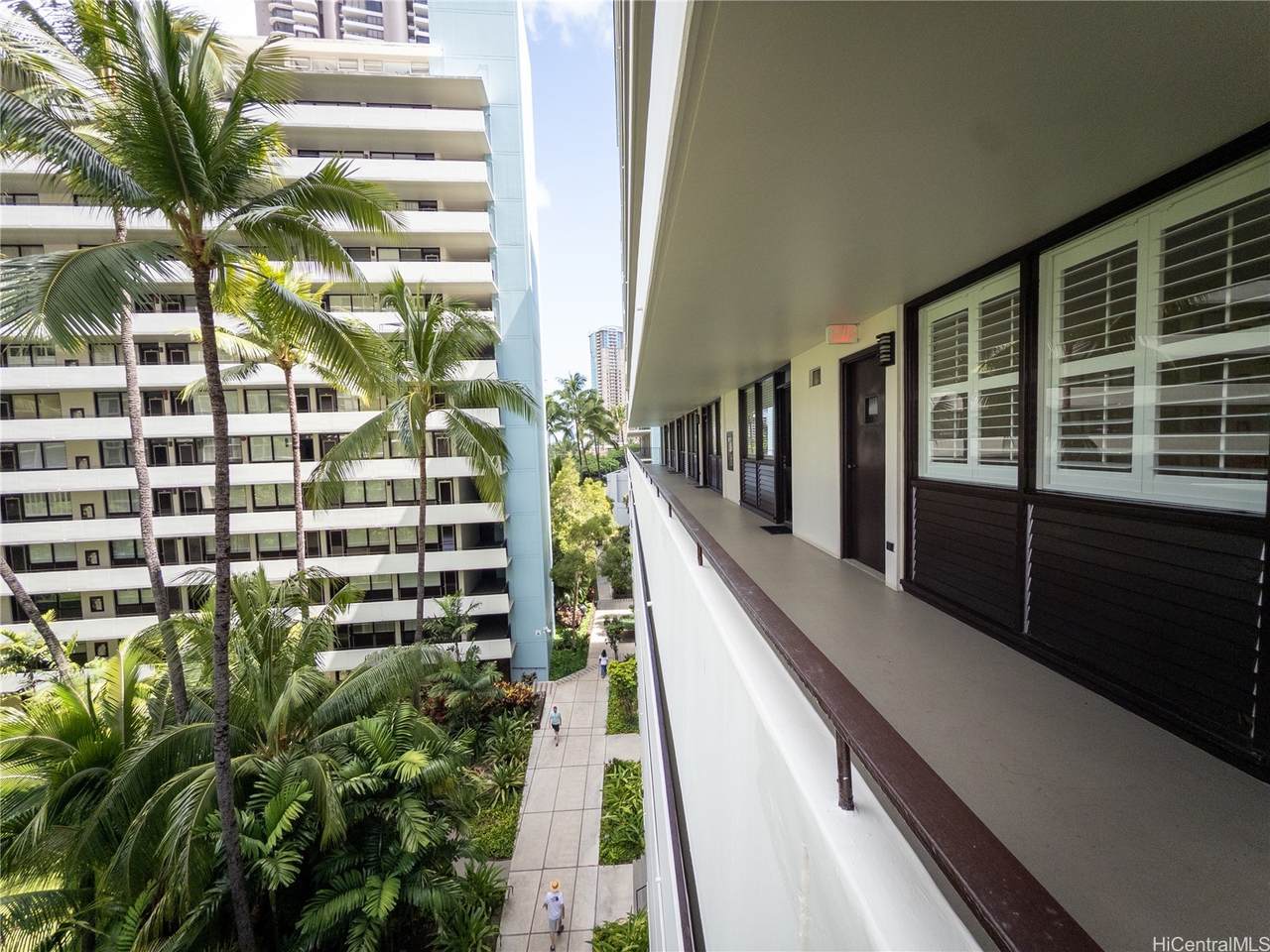 https://bt-photos.global.ssl.fastly.net/honolulu/1280_boomver_1_202614470-2.jpg