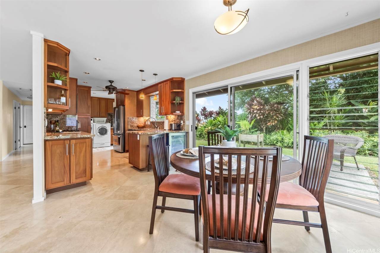 1176 Lunaai Street - Photo 1