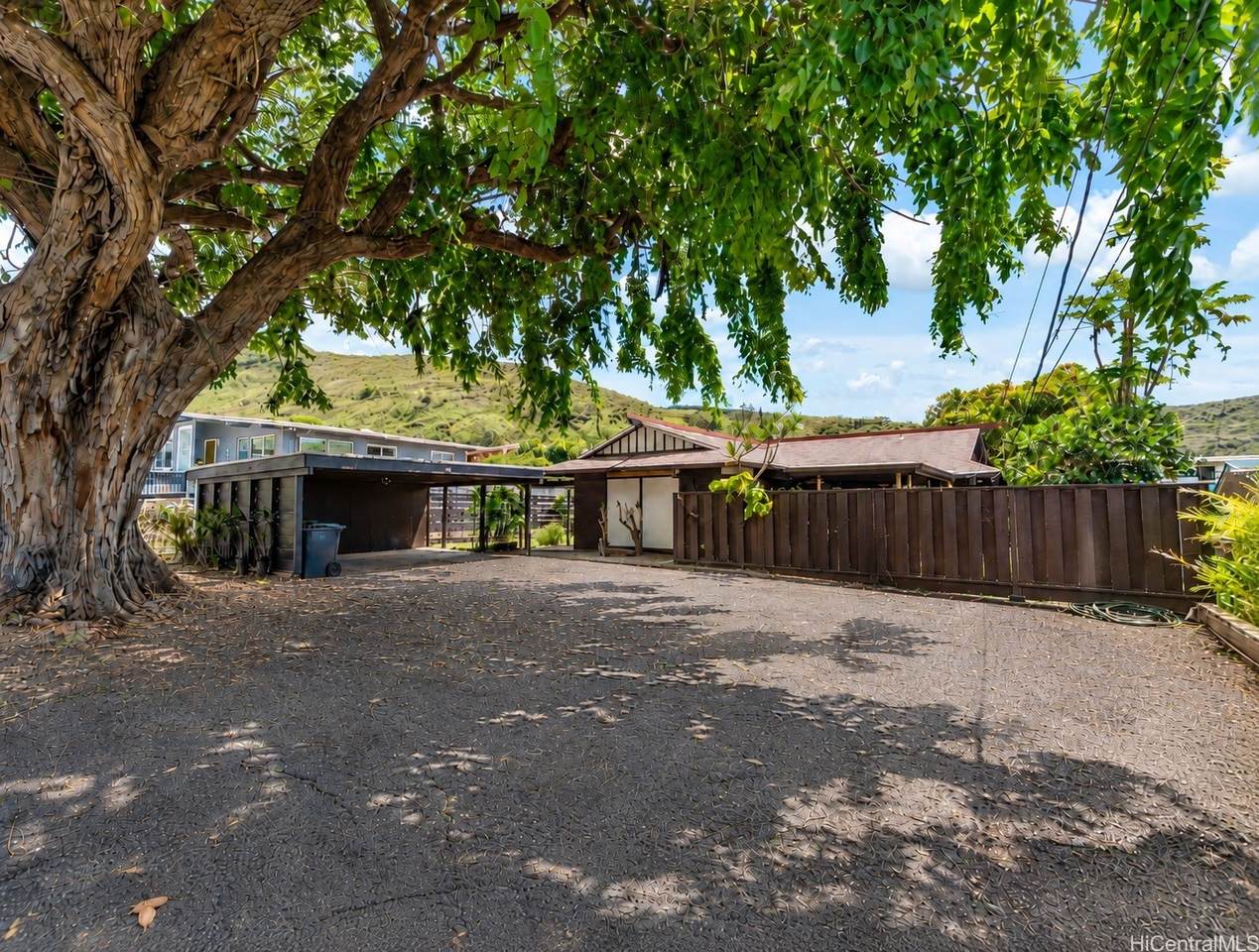 313 Anolani Street - Photo 1