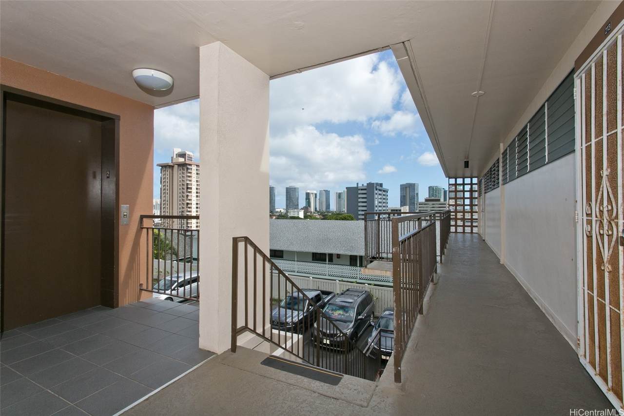 https://bt-photos.global.ssl.fastly.net/honolulu/1280_boomver_1_202614611-2.jpg