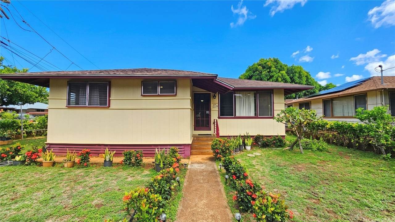94-1010 Nalii Street - Photo 1