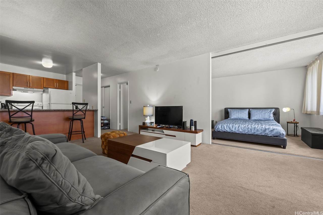 1255 Nuuanu Avenue - Photo 1
