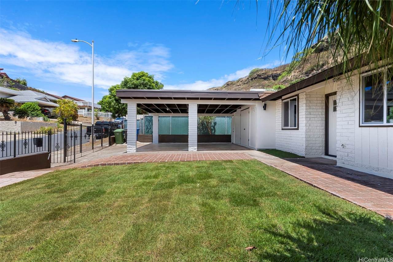 https://bt-photos.global.ssl.fastly.net/honolulu/1280_boomver_1_202615040-2.jpg