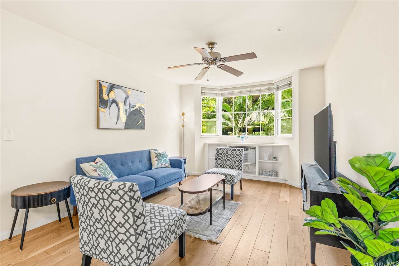 1800 Kaioo Drive - Photo 1