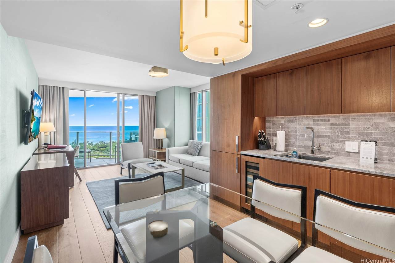 2139 Kuhio Avenue - Photo 1