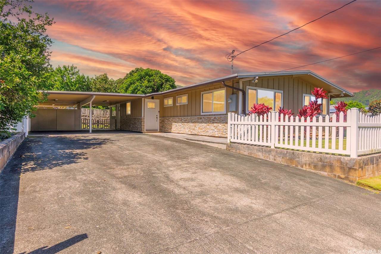 558 Ulumu Street - Photo 1