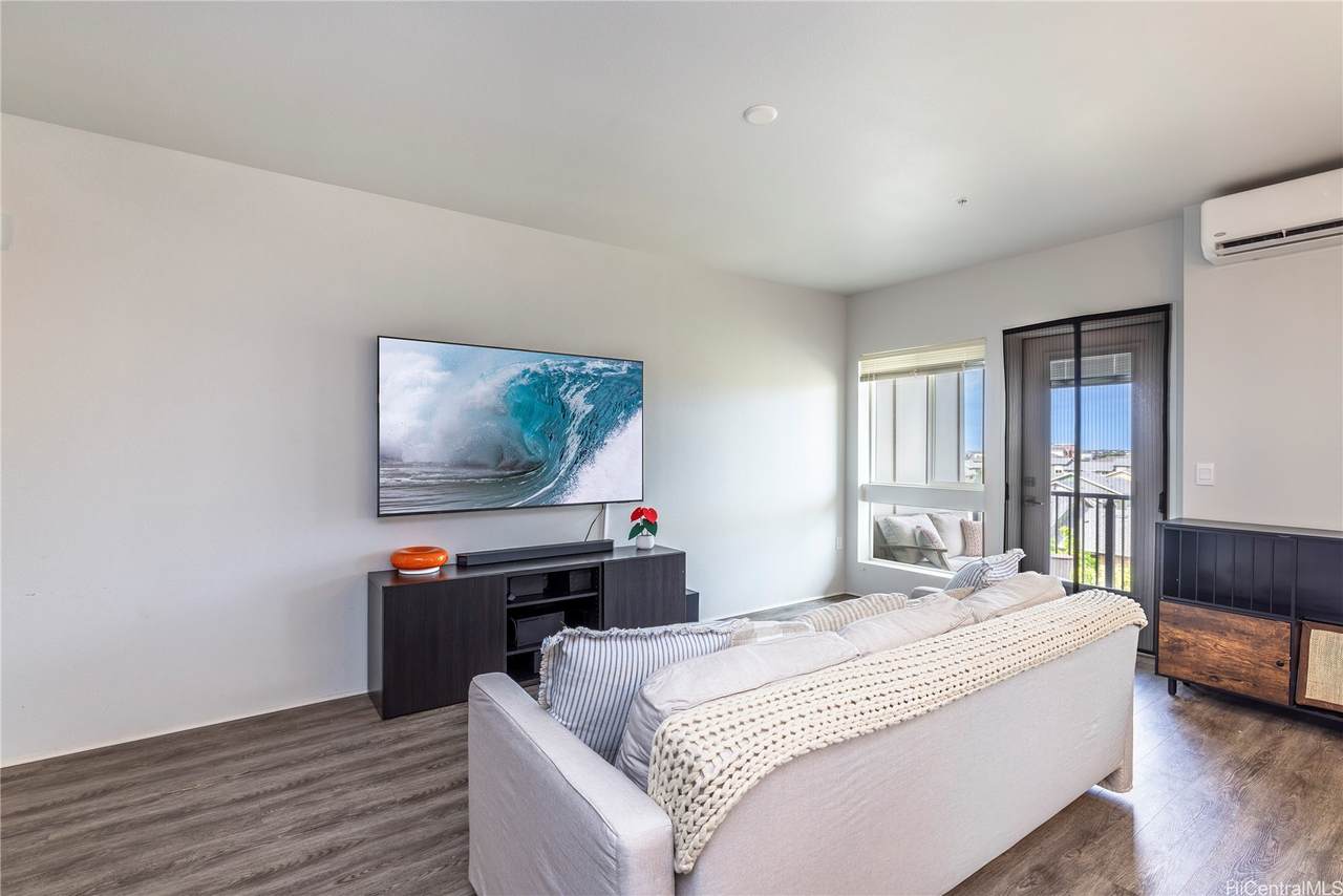 https://bt-photos.global.ssl.fastly.net/honolulu/1280_boomver_1_202615316-2.jpg