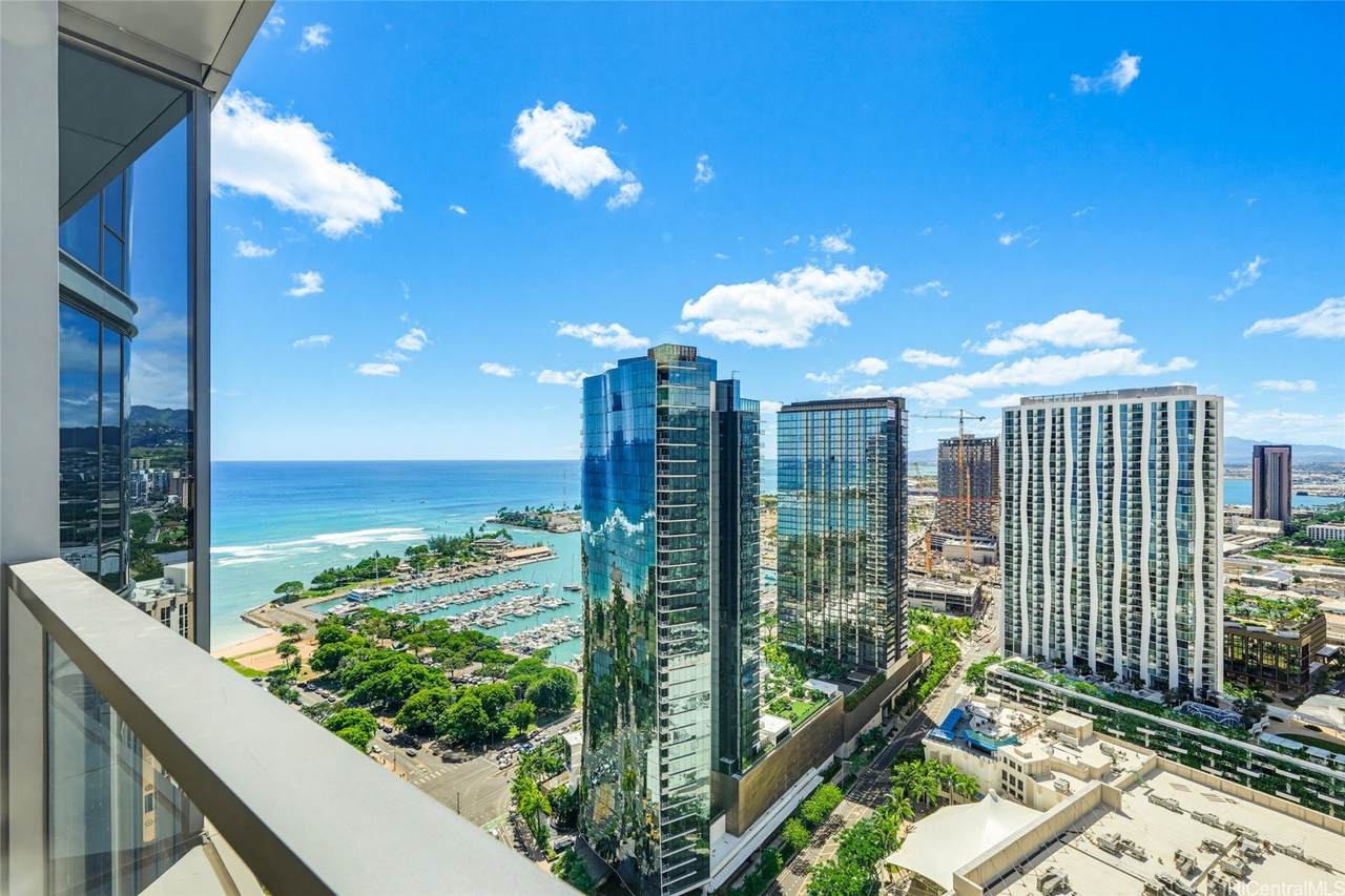 https://bt-photos.global.ssl.fastly.net/honolulu/1280_boomver_1_202615667-2.jpg
