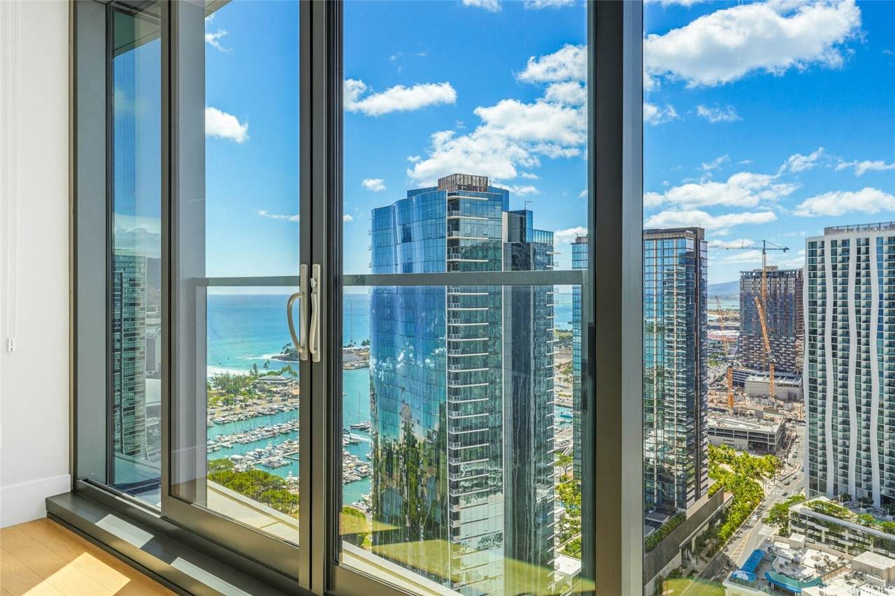 https://bt-photos.global.ssl.fastly.net/honolulu/1280_boomver_1_202615667-2.jpg