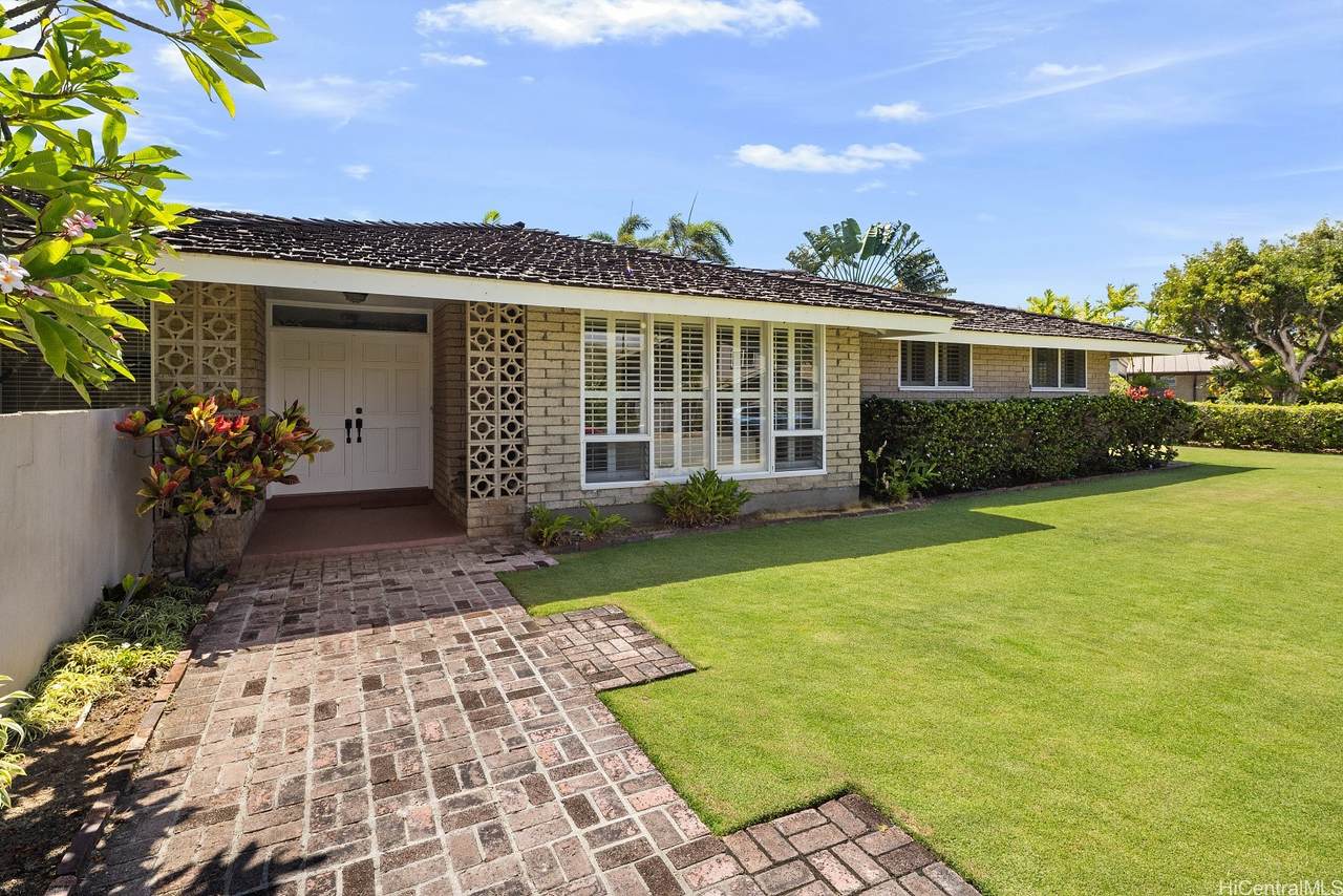 117 Kailuana Place - Photo 1