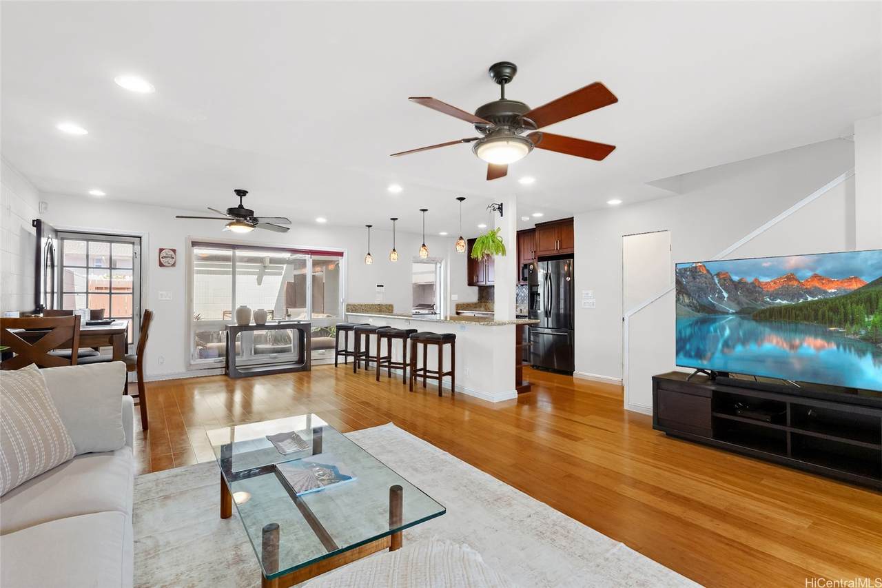 https://bt-photos.global.ssl.fastly.net/honolulu/1280_boomver_1_202615725-2.jpg