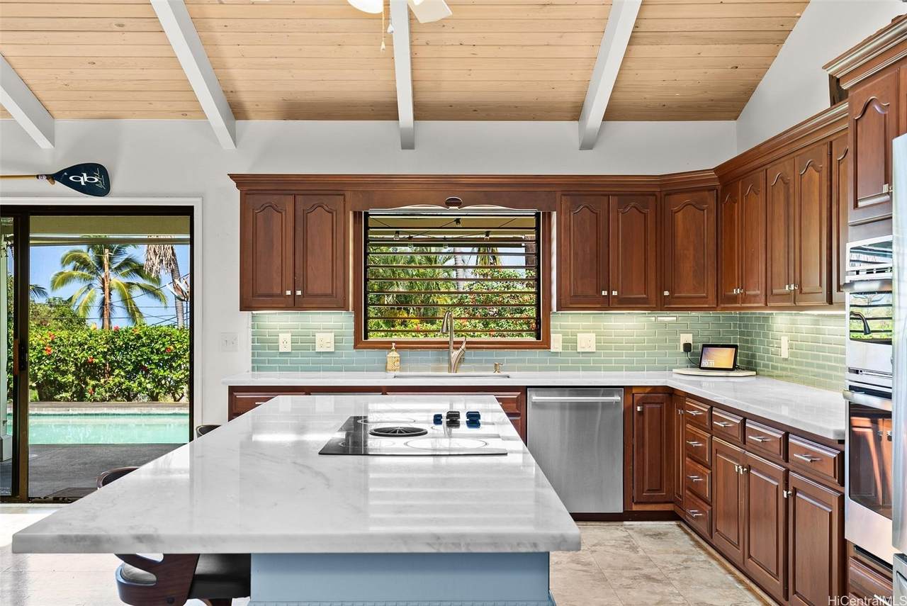 https://bt-photos.global.ssl.fastly.net/honolulu/1280_boomver_1_202615855-2.jpg