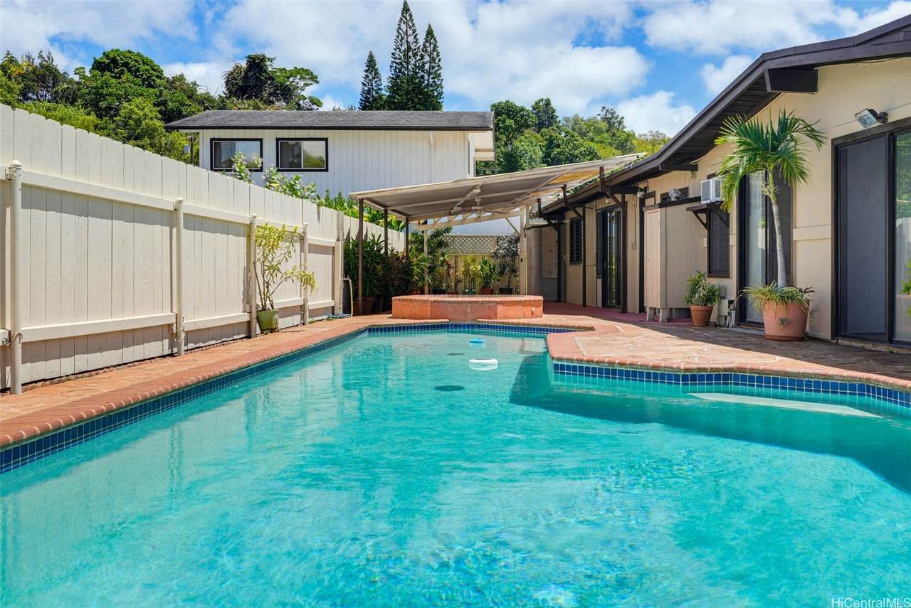 95-052 Waiehu Place - Photo 1