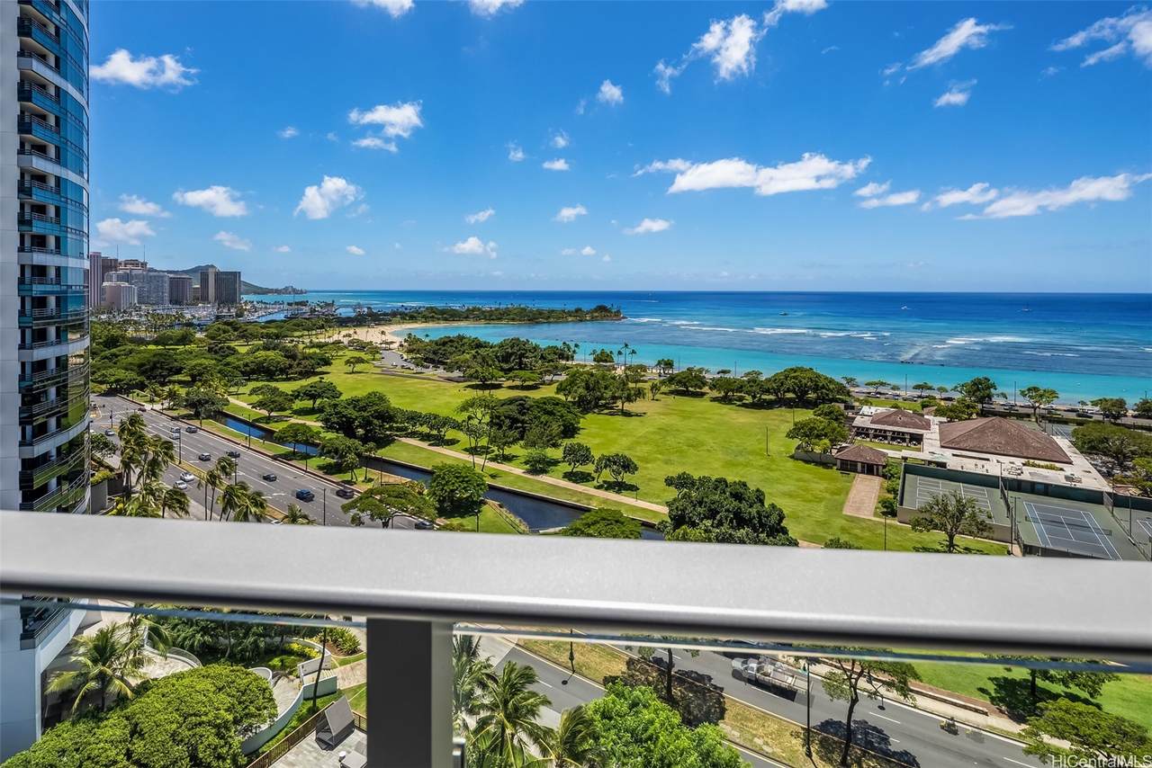 https://bt-photos.global.ssl.fastly.net/honolulu/1280_boomver_1_202616279-2.jpg